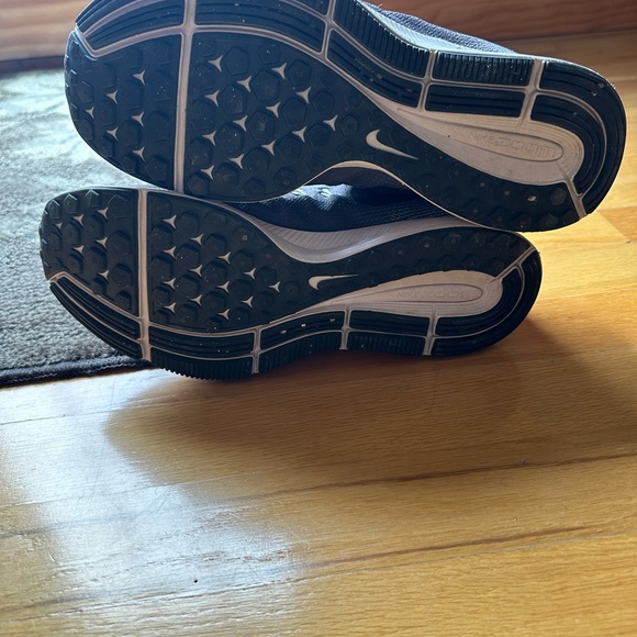 Nike Pegasus 33 Ladies sneaker Size 9 - Picture 3 of 6